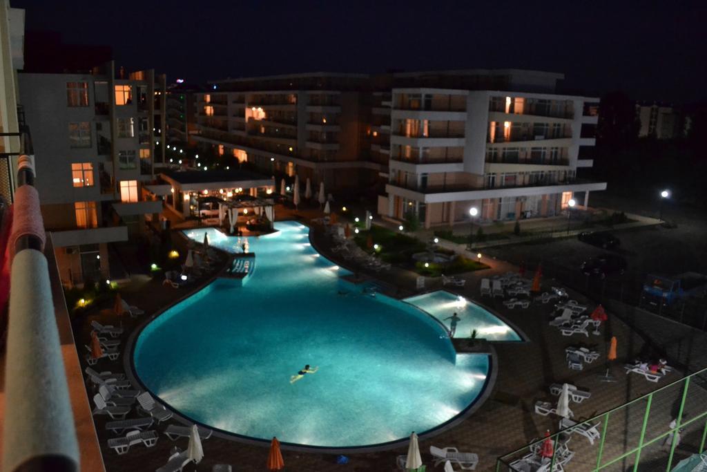 Grand Kamelia Apartment Sunny Beach Phòng bức ảnh