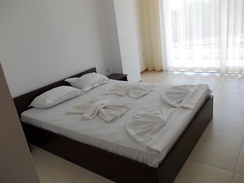 Grand Kamelia Apartment Sunny Beach Phòng bức ảnh